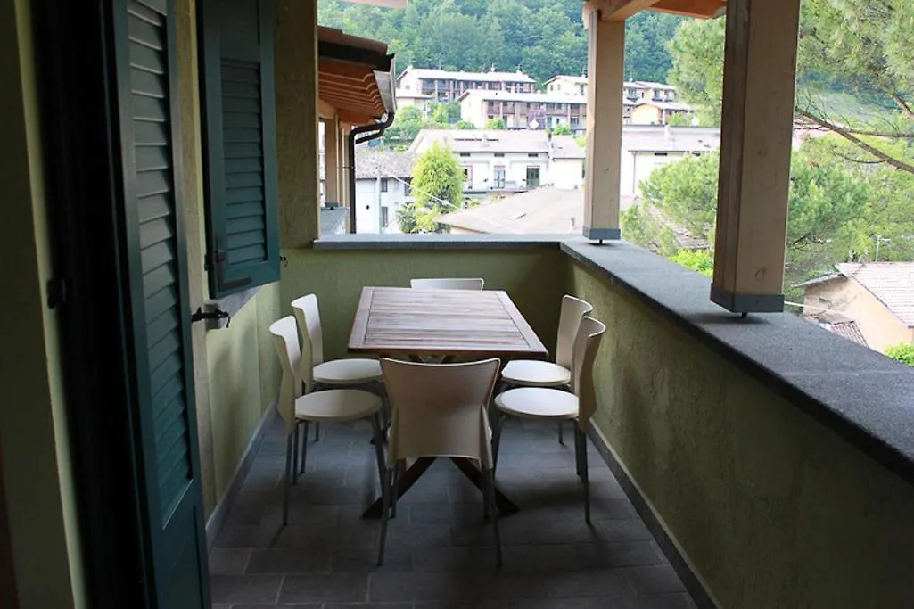 Residence Elettra Crone 0*,