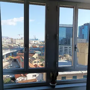 https://residenza-la-lanterna.hotelitalianriviera.com